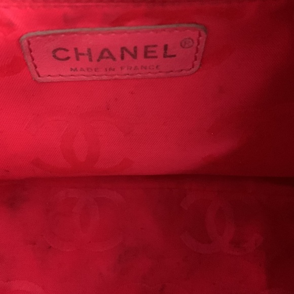 Authentic Chanel Vintage Cam-bone my First bag 😍(needed Chanel spa💖) - Picture 9 of 10